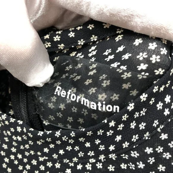 Reformation Long Sleeve Ditzy Floral Mini Dress‎ Size 8 Black White Ruffle Bib - Picture 7 of 10